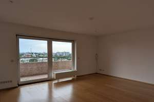 Schöne 3 Zimmer-Wohnung m. großem (West-) Balkon u. tollem Fernblick  – Die vollständige Adresse der Immobilie erhältst du vom Anbieter., 68167 Neckarstadt-Ost/Wohlgelegen, Mannheim – Vorschaubild 2