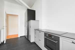 70 m² Altbauwohnung plus 45 m² Dachstudio – 115 qm nutzbare Fläche für kreative Nutzung – Die vollständige Adresse der Immobilie erhältst du vom Anbieter., 10715 Wilmersdorf, Berlin – Vorschaubild 12