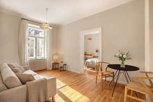 Charmant und einladend: 2-Zimmer-Wohnung mit Balkon im Dreimühlenviertel