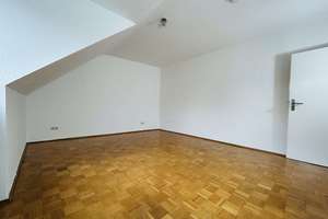 Dachgeschoss mit 62m² Ausbaupotential in Ruhrnähe (200 m) | 2,5 Raum | Parkett | neue Heizkörper – Die vollständige Adresse der Immobilie erhältst du vom Anbieter., 45276 Steele, Essen – Vorschaubild 3