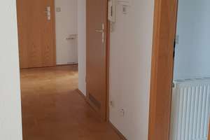Schöne 3-Zimmerwohnung im Obergeschoß mit Balkon und EBK in Ulm – Virchowstraße 13, 89081 Eselsberg, Ulm – Vorschaubild 4