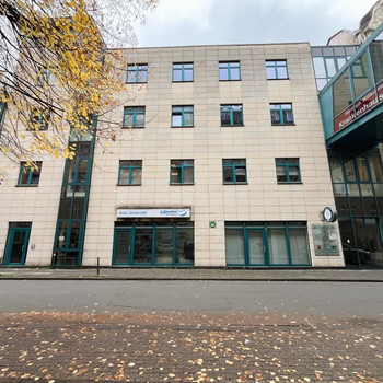 156 m² klimatisierte Praxisfläche in bester Citylage! Ausgezeichnete Anbindung