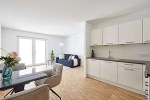 Ihr neues Familienzuhause: Helle 5-Zimmer-Wohnung mit Balkon – 13053 Alt-Hohenschönhausen, Berlin – Vorschaubild 5