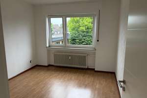 Zuhause mit 3,5 Zimmern und Balkon in Duisburg – Tölzerstr 27, 47249 Buchholz, Duisburg – Vorschaubild 3