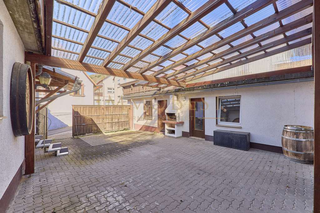 Immobilie in Eschbach - Sofort Bezugsbereit - Freistehendes Einfamilienhaus zum Kauf mit Garage, Hof und Nebengebäuden! - Bild 1