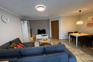 NEU-möblierte 2-Zimmer-Wohnung mit 2 Balkone in Top Lage Nähe zu Bahnhof – Hohenzollernstraße 111, 56068 Süd, Koblenz – Vorschaubild 3