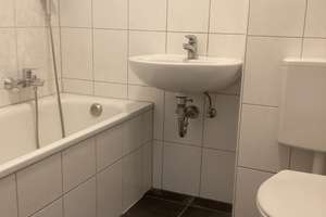 Super zentral und renoviert! Single Appartement mit Balkon in der City – Friedrich-Karl-Str. 4, 46045 Altstadt-Mitte, Oberhausen – Vorschaubild 5