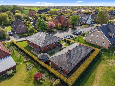 Zwei Bungalows mit Potenzial im Herzen von Tinnum