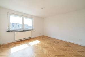 Attraktives Dreiparteienhaus mit großzügigem Grundstück in Oberhaid – Die vollständige Adresse der Immobilie erhältst du vom Anbieter., 96173 Oberhaid – Vorschaubild 5