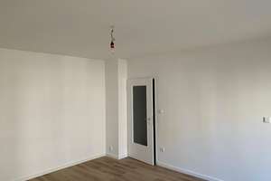 Frisch sanierte, provisionsfreie  Wohnung mit großem Balkon in Nürnberg – Jochensteinstraße 8, 90480 Zerzabelshof, Nürnberg – Vorschaubild 7