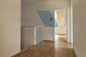 Doppelhaushälfte mit großzügigem Grundriss am Waldrand mit hochwertiger Ausstattung und erstklassige – Die vollständige Adresse der Immobilie erhältst du vom Anbieter., 75180 Büchenbronn, Pforzheim – Vorschaubild 15