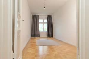 GROSSZÜGIGE ALTBAUWOHNUNG MIT AUFZUG - MIT BALKON & PARKETT - NÄHE OSTBAHNHOF & SPREE – Andreasstr. 64 bb, 10243 Friedrichshain, Berlin – Vorschaubild 5