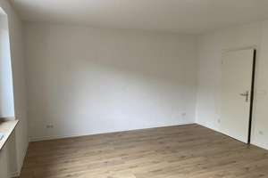 renovierte 3 Zimmer Wohnung Nähe GE - Innenstadt – Wildenbruchstraße 25, 45888 Bulmke-Hüllen, Gelsenkirchen – Vorschaubild 2