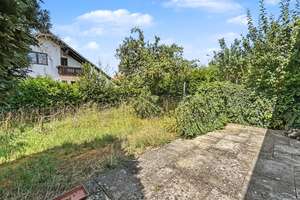Sanierungsbedürftiges Einfamilienhaus mit Potenzial auf ruhigem Grundstück im Ingolstädter Südwesten – Die vollständige Adresse der Immobilie erhältst du vom Anbieter., 85051 Südwest, Ingolstadt – Vorschaubild 10