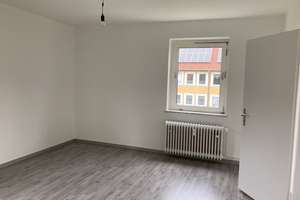 Urban wohnen: Moderne 3-Zimmerwohnung mit optimaler Verkehrsanbindung (Musterbilder) – 38226 Lebenstedt, Salzgitter – Vorschaubild 2