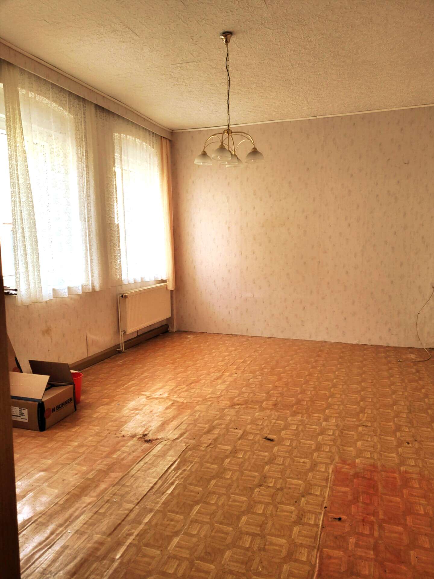 Ausbauen, einziehen, wohlfühlen! Reizvolles Einfamilienhaus mit Hof und Schuppen., Zwickau Kreis – Bild 3