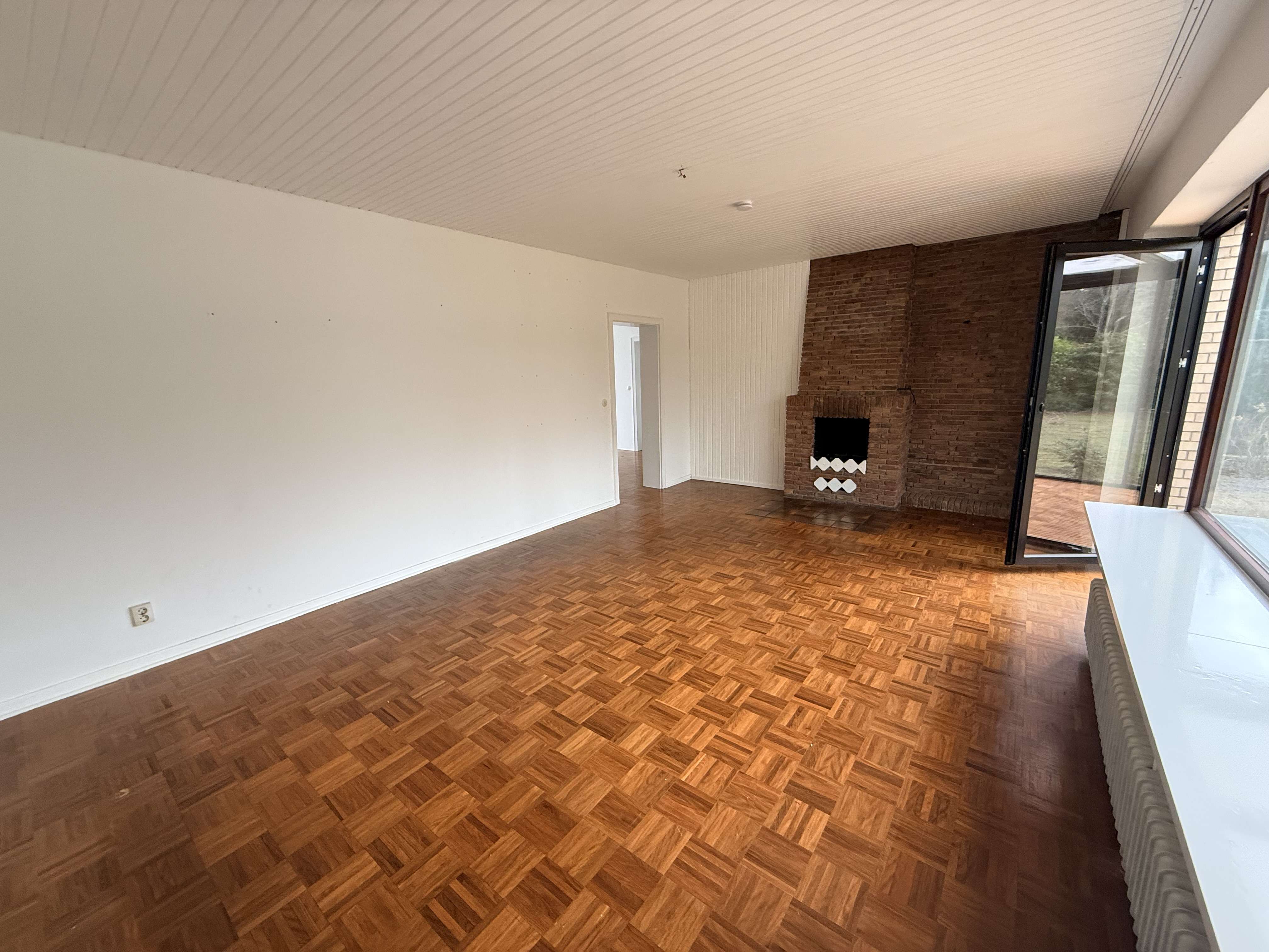 Einfamilienhaus mit Einliegerwohnung mit traumhaftem Grundstück, Hamburg – Bild 3