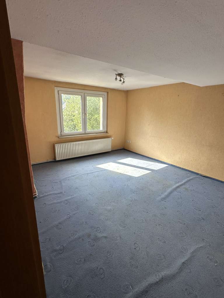Immobilie in Lübz - Charmante 2-Zimmer-Dachgeschosswohnung in Lübz – Kapitalanlage oder Eigenheim - Bild 4