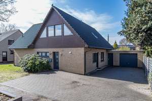Großzügiges Einfamilienhaus in verkehrsberuhigter Lage im Herzen von Wardenburg – Die vollständige Adresse der Immobilie erhältst du vom Anbieter., 26203 Wardenburg – Vorschaubild 1