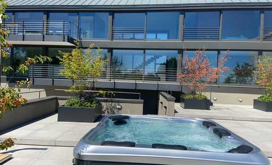 Architekten-Neubauvilla  in Weinbergsrandlage in Neustadt-Hambach