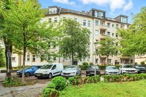 **Perfekt geschnittener Grundriss trifft auf charmante 3 Zimmer Altbauwohnung mit Balkon** – Die vollständige Adresse der Immobilie erhältst du vom Anbieter., 12169 Steglitz, Berlin – Vorschaubild 2
