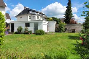 MANNELLA *Zentrale Lage mit Gartennutzung & Garage* Sonnige Dachgeschosswohnung in Troisdorf – Die vollständige Adresse der Immobilie erhältst du vom Anbieter., 53840 Troisdorf – Vorschaubild 11