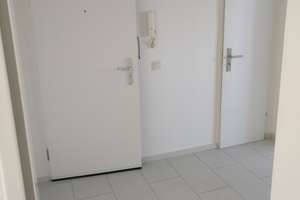 renovierte  2-Zimmer-DG-Wohnung in Höhenhaus, Köln – Die vollständige Adresse der Immobilie erhältst du vom Anbieter., 51061 Höhenhaus, Köln – Vorschaubild 2