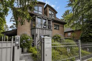 Exklusives Zuhause mit Wellnessbereich, Wintergarten und Gartenidylle – Die vollständige Adresse der Immobilie erhältst du vom Anbieter., 21073 Eißendorf, Hamburg – Vorschaubild 1