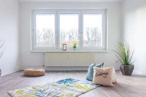 3-Raum-Wohnung in verkehrsgünstiger Lage – Apollostr. 8, 9111 Zentrum, Chemnitz – Vorschaubild 1