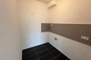 Mitten inne City - 1 Zi.-Whng.- modernes Duschbad - Duisburg zentral – Sonnenwall 62, 47051 Altstadt, Duisburg – Vorschaubild 3