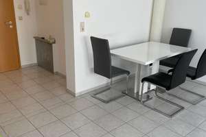 3-Zimmer-Hochparterre-Wohnung mit Balkon in Stuttgart-Mitte – Die vollständige Adresse der Immobilie erhältst du vom Anbieter., 70182 Diemershalde, Stuttgart – Vorschaubild 2