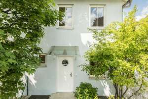 Stilvolle Doppelhaushälfte nahe Ostpark mit eingewachsenem Garten und ausgebautem Dachgeschoss – Die vollständige Adresse der Immobilie erhältst du vom Anbieter., 81735 Ramersdorf, München – Vorschaubild 5
