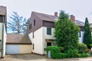 Charmantes Zuhause mit Garten, Balkon und ausgebautem Dachgeschoss – Die vollständige Adresse der Immobilie erhältst du vom Anbieter., 68259 Wallstadt, Mannheim – Vorschaubild 1