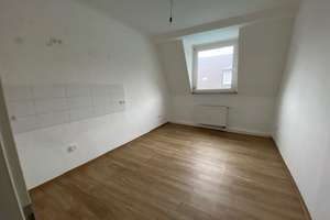 Wer will mich!? Zentrale 2-Zimmer-Wohnung, frisch saniert! – Gertrudisstr. 4, 45141 Nordviertel, Essen – Vorschaubild 2