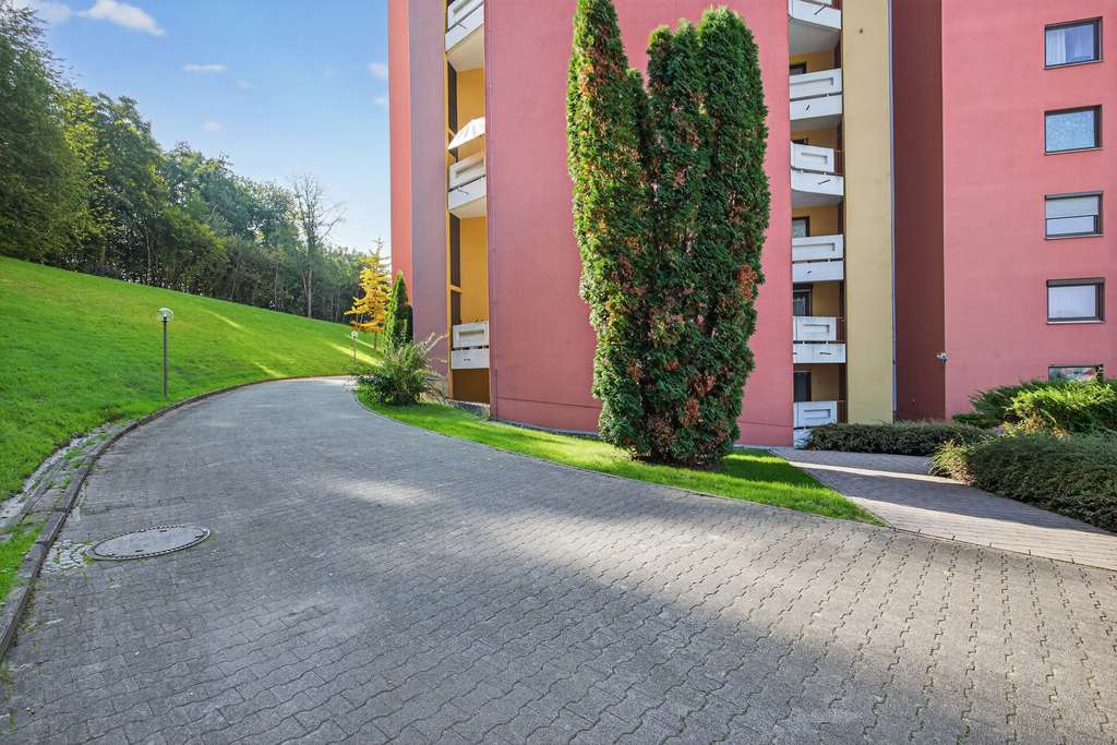 Immobilie in Kuppenheim - Stilvolle Maisonette mit 4 Balkonen und durchdachtem Grundriss - Bild 3