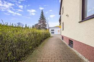 Komfortables Wohnen mit Hauscharakter | Großzügige EG-Wohnung mit Kamin, Gartenanteil & Garage – Die vollständige Adresse der Immobilie erhältst du vom Anbieter., 4288 Liebertwolkwitz, Leipzig – Vorschaubild 5