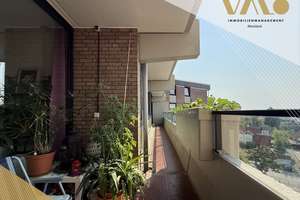 Vermietete 4-Zimmerwohnung mit zwei Balkonen in Rheinnähe zu verkaufen!