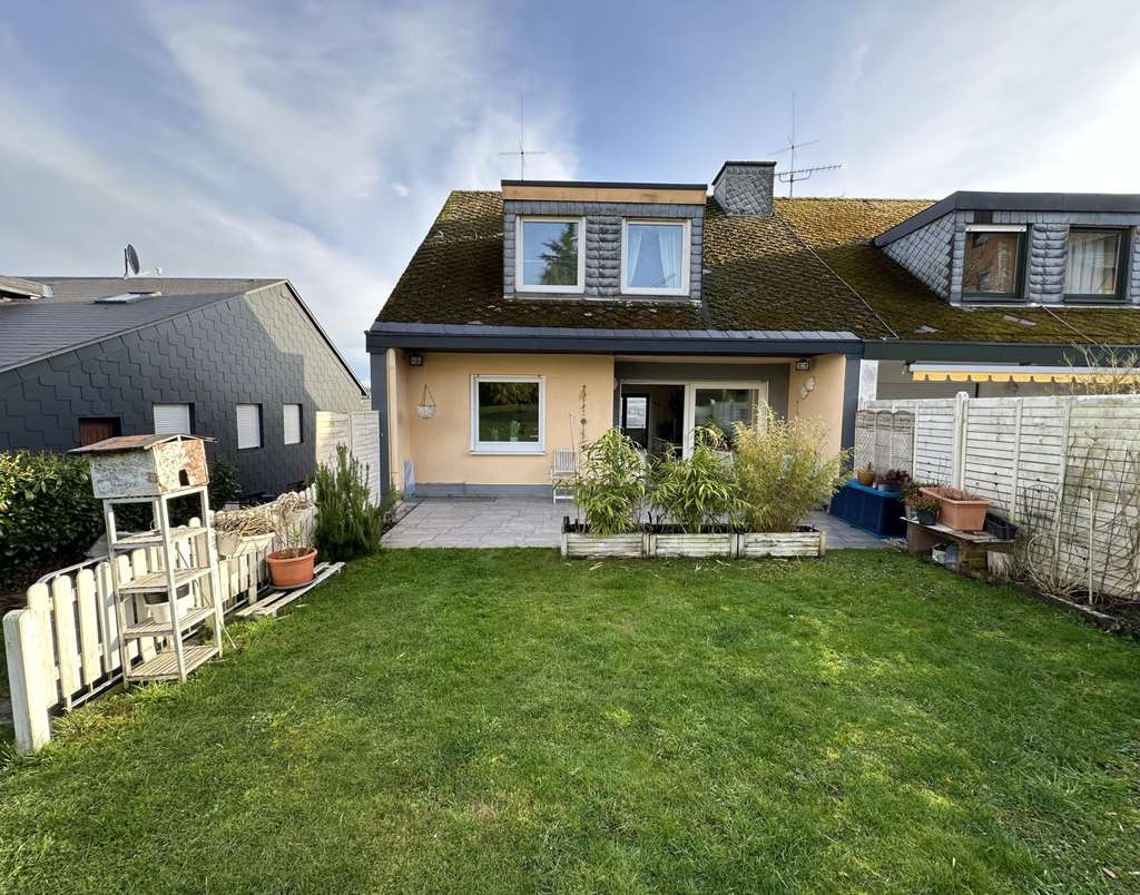 Immobilie in Korlingen - Das schnuckelige Häuschen für die Familie/ schöner Garten und ruhige Lage! - Bild 1