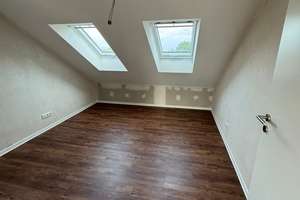 Exklusive 3-Zimmer-Penthouse-Wohnung mit gehobener Innenausstattung mit Balkon in Aachen-Eilendorf – Die vollständige Adresse der Immobilie erhältst du vom Anbieter., 52080 Eilendorf, Aachen – Vorschaubild 2