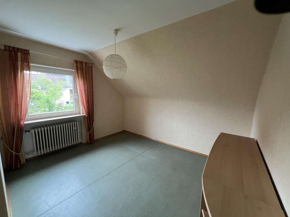 Schlafzimmer DG