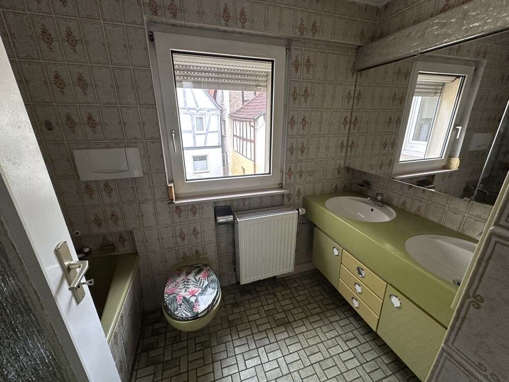 Immobilie in Obernburg am Main - Charmantes Stadthaus mit Innenhof  für 
1 oder 2 Familien - Bild 4