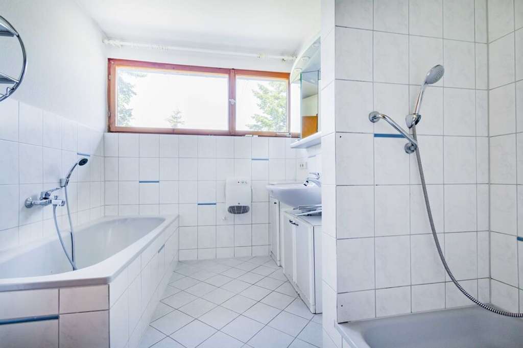 Immobilie in Herbolzheim - Teilrenoviertes Generationenhaus in Herbolzheim - Bild 3