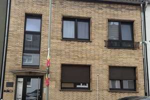 Wohnen und vermieten - Attraktives 3-Parteienhaus in Duisburg-Huckingen – Raiffeisenstraße 50, 47259 Huckingen, Duisburg – Vorschaubild 2