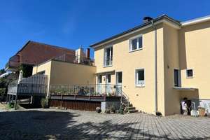 Direkt am Mühlenteich - Dachterrassenwohnung!