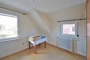 Großzügiges Familienhaus mit Gartenidylle und vielseitigen Nutzungsmöglichkeiten – Heilbronn – Vorschaubild 22