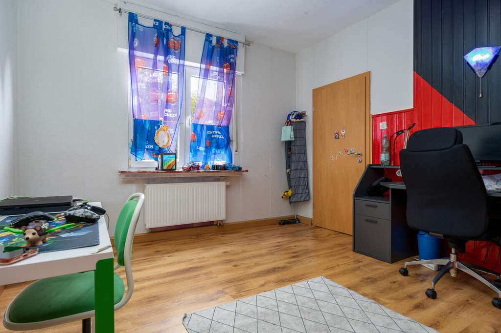 Immobilie in Finnentrop - Heggener Rohdiamant von 1908: 150 m² Wohnfläche und riesiges Potenzial für Macher - Bild 3