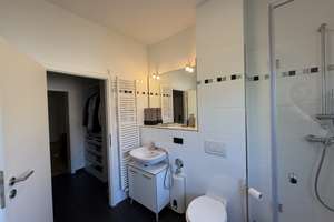 Großzügige 4-Zimmer-Wohnung mit 124 m², 2 Bädern, Balkon und hochwertiger Einbauküche – Bertha-von-Suttner-Straße 14, 65189 Südost, Wiesbaden – Vorschaubild 13