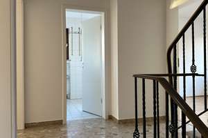 Modernisierte DHH in absoluter Top-Lage/ Garten & Balkon/ Ubahn Nähe – Die vollständige Adresse der Immobilie erhältst du vom Anbieter., 81477 Obersendling, München – Vorschaubild 18
