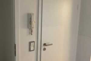  Renovierte 2 Zimmer/K/D/B/Balkon 75qm im Bismarckviertel – Schiller Platz 6, 47800 Krefeld – Vorschaubild 1