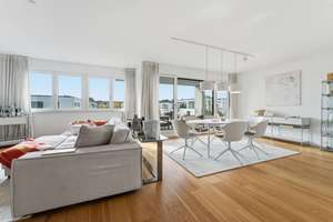 Ein stilvolles Zuhause, in erster Reihe zum Stadtwald